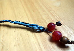 Haarschmuck rotblau perlen1