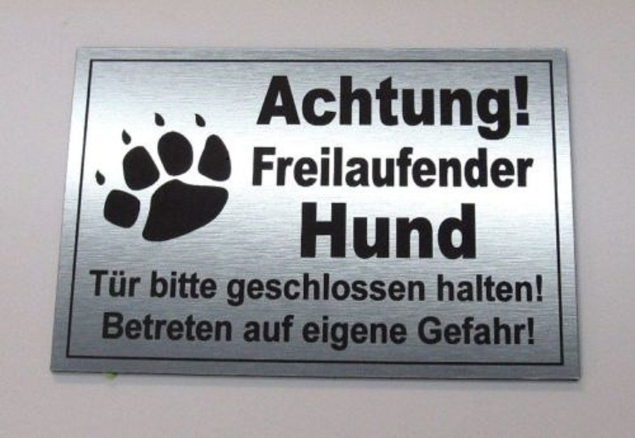 15x10cm Selbstklebend Tor geschlossen Betreten Eigene Gefahr Warnschild Achtung Freilaufender Hund Schild Hundeschild 